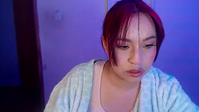 Snapshot of annie3 chatting on 12-22-24, 01:45 annie3 online show from 12-22-24, 01:45