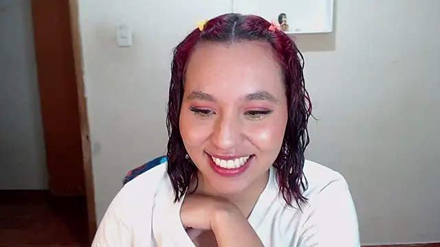 Snapshot of annie3 chatting on 01-17-25, 03:45 annie3 online show from 01-17-25, 03:45