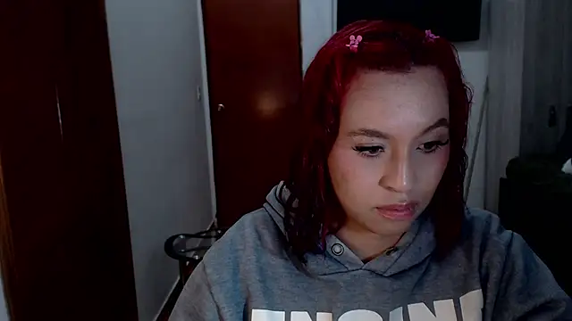 Snapshot of annie3 chatting on 02-17-25, 11:31 annie3 online show from 02-17-25, 11:31