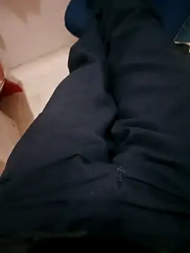 Snapshot of Edipaca chatting on 02-15-26, 02:08 Edipaca online show from 02-15-26, 02:08