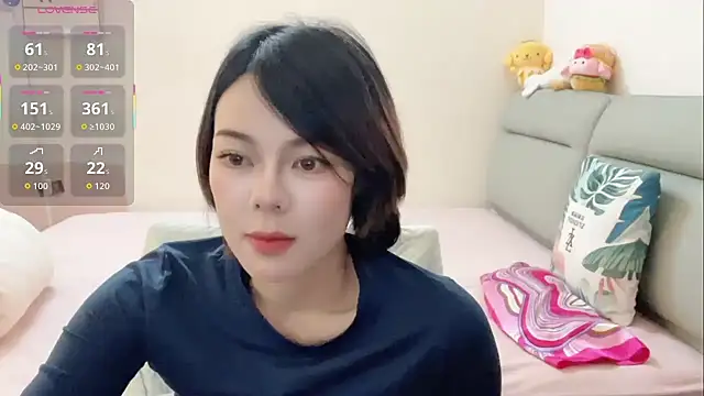 Snapshot of Linda-LL chatting on 05-02-26, 04:50 Linda-LL online show from 05-02-26, 04:50