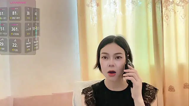 Snapshot of Linda-LL chatting on 05-15-26, 04:52 Linda-LL online show from 05-15-26, 04:52