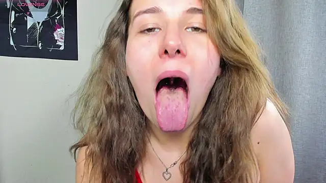 Snapshot of Eva_toy chatting on 03-05-25, 06:23 Eva toy online show from 03-05-25, 06:23