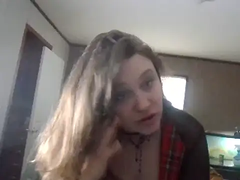 IvanaPlenty online show from 12-28-24, 03:04