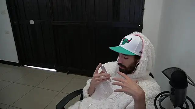 Your Ice cream online show from 01-17-25, 06:23