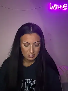 Snapshot of SweNatasha chatting on 12-12-24, 12:27 SweNatasha online show from 12-12-24, 12:27