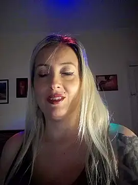 DesireSatler online show from 11-21-25, 03:16