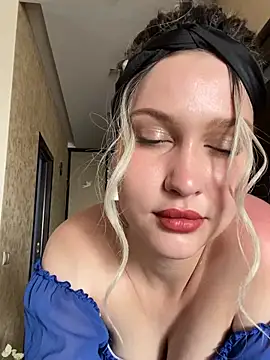 KikiWatson online show from 03-15-25, 10:13