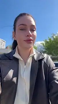 KikiWatson online show from 04-25-26, 07:22