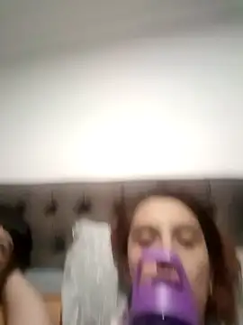 your red rose  online show from 01-25-25, 02:37