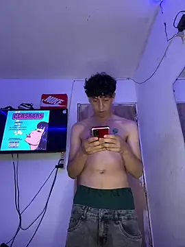 Snapshot of LatinBoysxxx chatting on 03-05-25, 10:43 LatinBoysxxx online show from 03-05-25, 10:43