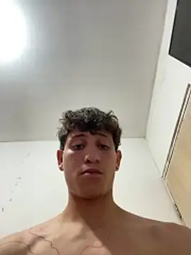 Snapshot of LatinBoysxxx chatting on 03-20-26, 08:14 LatinBoysxxx online show from 03-20-26, 08:14