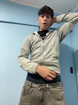 LatinBoysxxx online show from 05-17-26, 03:26