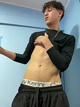 LatinBoysxxx online show from 05-26-26, 07:54