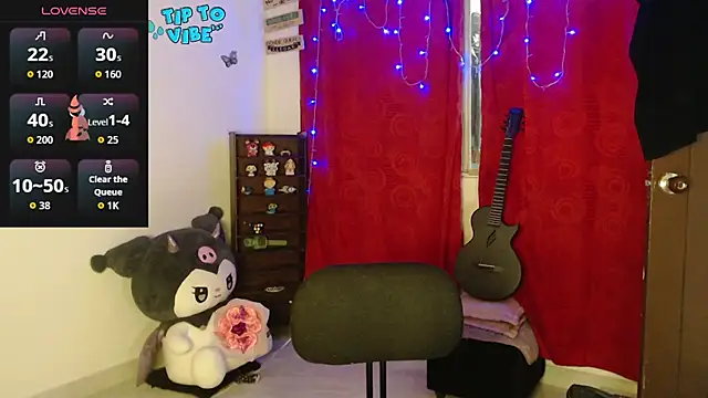 Snapshot of Nika_1_ chatting on 11-05-25, 06:19 Nika 1 online show from 11-05-25, 06:19