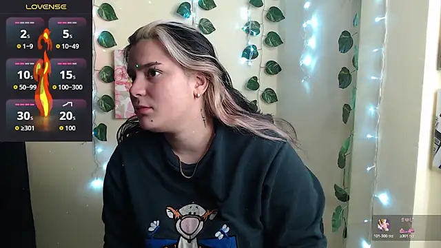 Snapshot of Nika_1_ chatting on 02-08-26, 11:08 Nika 1 online show from 02-08-26, 11:08