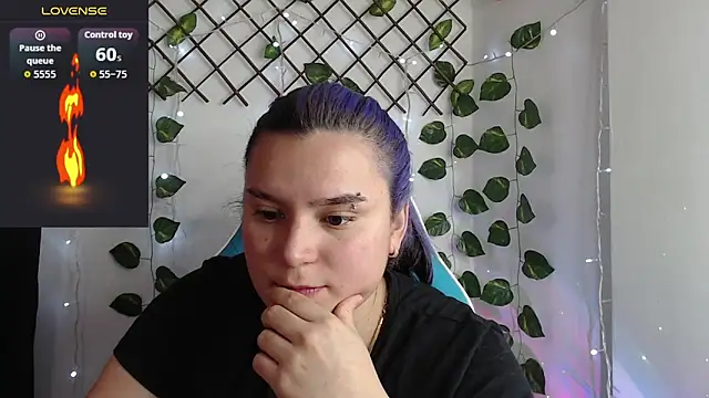 Snapshot of Nika_1_ chatting on 02-18-26, 09:11 Nika 1 online show from 02-18-26, 09:11