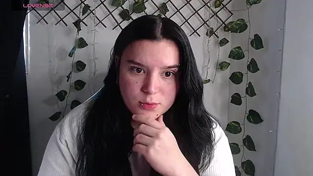 Snapshot of Nika_1_ chatting on 07-26-26, 09:32 Nika 1 online show from 07-26-26, 09:32