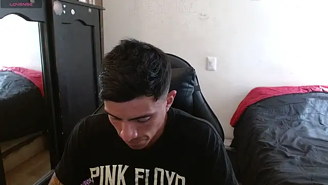 Snapshot of kv___xxx_ chatting on 09-11-25, 07:36 kv   xxx  online show from 09-11-25, 07:36