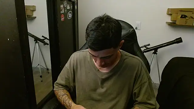 kv   xxx  online show from 04-15-26, 10:32