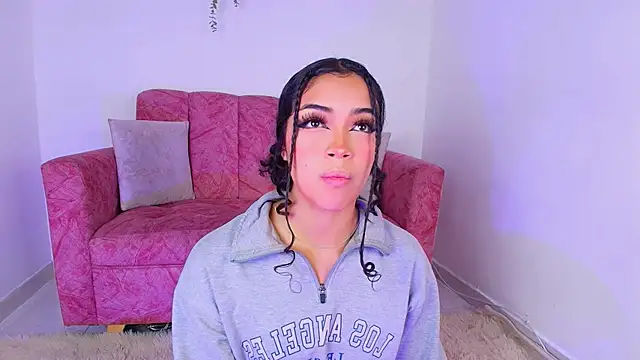 Sara Jhonson online show from 10-04-25, 11:03