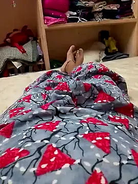 Snapshot of sneha_telugu_girl chatting on 12-08-24, 04:28 sneha telugu girl online show from 12-08-24, 04:28