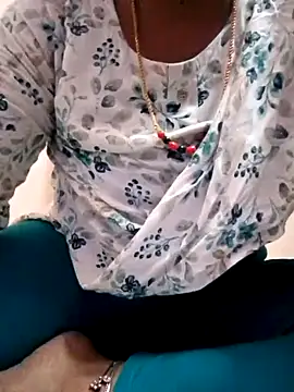 Snapshot of sneha_telugu_girl chatting on 12-14-24, 09:51 sneha telugu girl online show from 12-14-24, 09:51