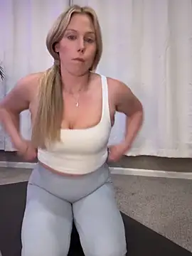 MmadiMonroe online show from 02-02-26, 03:38