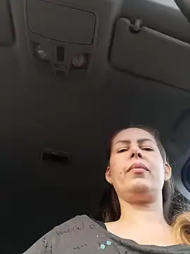 Snapshot of uber_babe chatting on 01-22-25, 02:46 uber babe online show from 01-22-25, 02:46