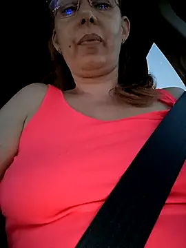 Snapshot of uber_babe chatting on 02-04-25, 03:57 uber babe online show from 02-04-25, 03:57