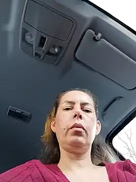 Snapshot of uber_babe chatting on 02-20-25, 11:20 uber babe online show from 02-20-25, 11:20