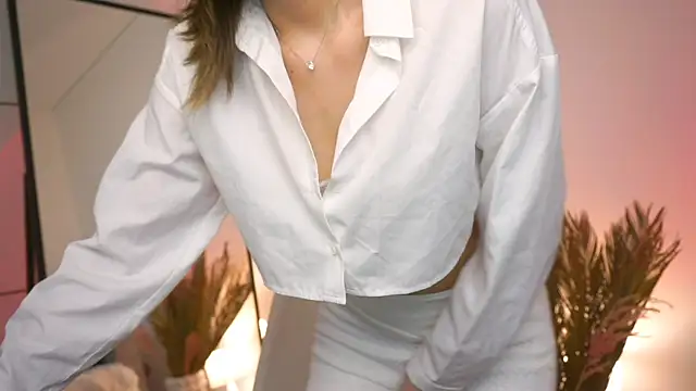 Snapshot of Peopleneedlove144 chatting on 02-14-25, 06:19 Peopleneedlove144 online show from 02-14-25, 06:19