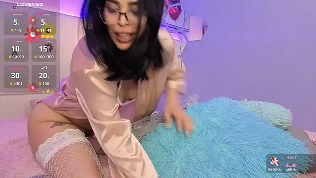 Snapshot of AlessiaVal_ chatting on 09-27-25, 02:55 AlessiaVal online show from 09-27-25, 02:55