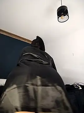 Snapshot of AlessiaVal_ chatting on 02-04-26, 05:30 AlessiaVal online show from 02-04-26, 05:30