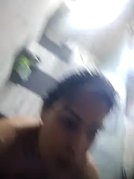 Snapshot of AlessiaVal_ chatting on 02-08-26, 04:32 AlessiaVal online show from 02-08-26, 04:32