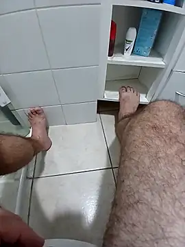 Snapshot of loganwolverine02 chatting on 01-01-25, 09:41 loganwolverine02 online show from 01-01-25, 09:41