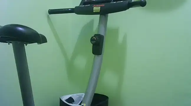 Snapshot of loganwolverine02 chatting on 01-04-25, 09:09 loganwolverine02 online show from 01-04-25, 09:09