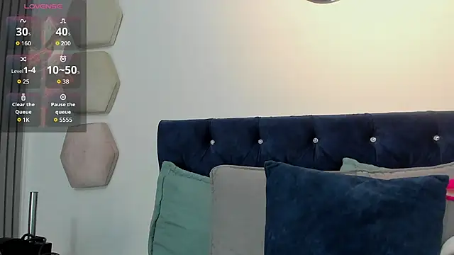 yulianademond66 online show from 08-03-26, 09:07