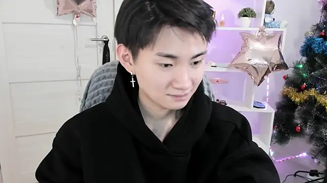 Snapshot of Miram_Yu chatting on 12-22-24, 03:22 Miram Yu online show from 12-22-24, 03:22