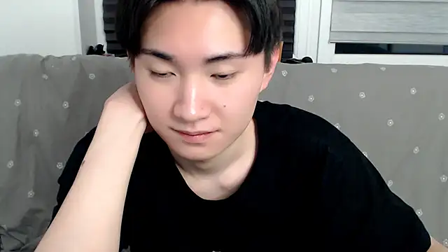 Snapshot of Miram_Yu chatting on 01-31-25, 08:22 Miram Yu online show from 01-31-25, 08:22