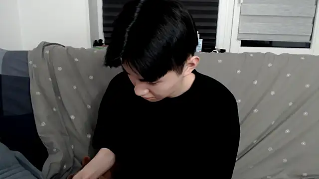 Snapshot of Miram_Yu chatting on 03-02-25, 09:22 Miram Yu online show from 03-02-25, 09:22