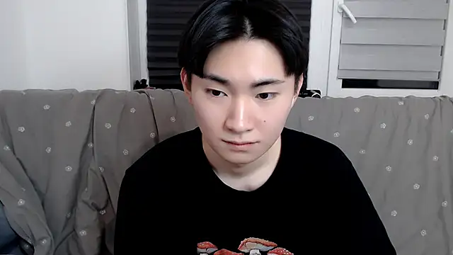 Snapshot of Miram_Yu chatting on 03-09-25, 11:46 Miram Yu online show from 03-09-25, 11:46