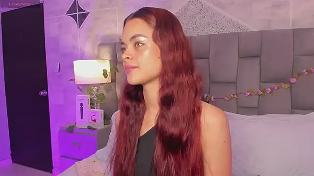 HannaRhodes online show from 02-27-25, 02:00