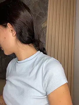 HannaRhodes online show from 10-01-25, 01:17