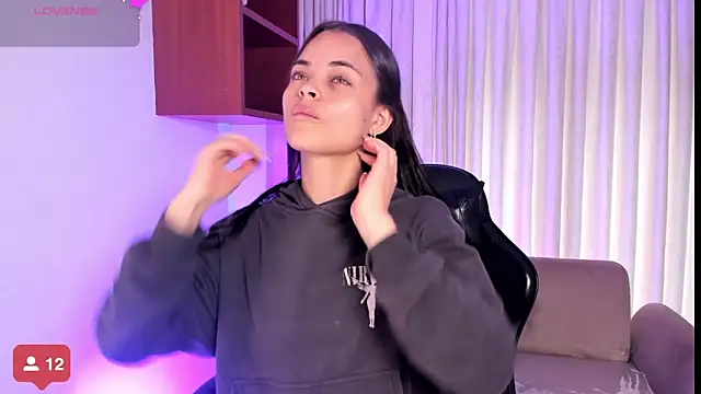 HannaRhodes online show from 11-06-25, 02:18