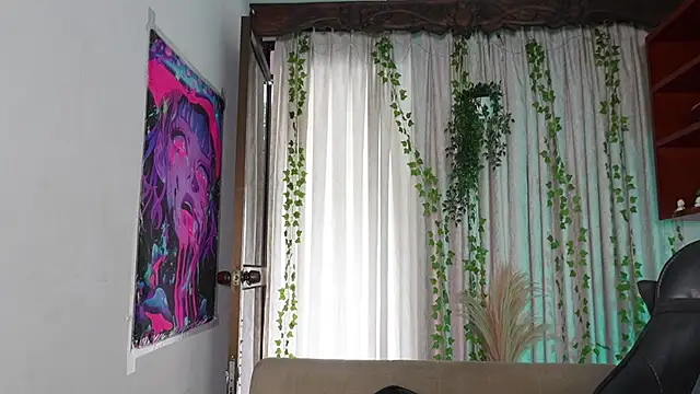 Snapshot of HannaRhodes chatting on 02-21-26, 03:46 HannaRhodes online show from 02-21-26, 03:46