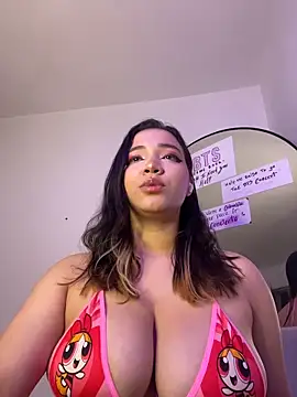 Snapshot of MadelineBenet chatting on 01-17-26, 01:10 MadelineBenet online show from 01-17-26, 01:10