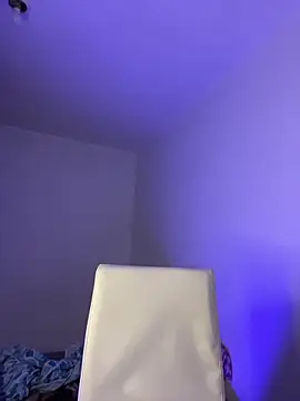 Snapshot of MadelineBenet chatting on 02-05-26, 02:38 MadelineBenet online show from 02-05-26, 02:38