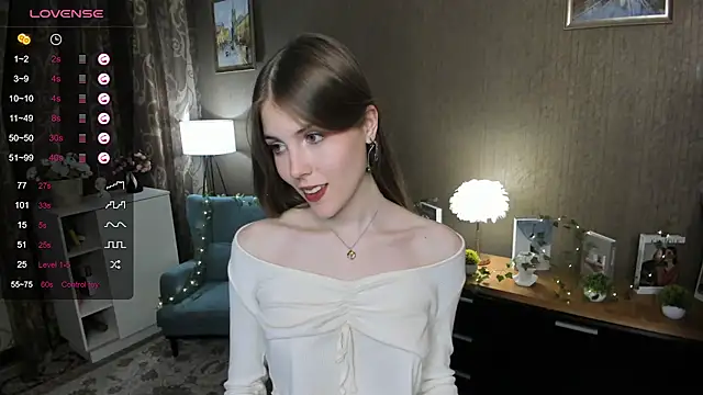 DarleneHatt online show from 02-06-25, 01:49