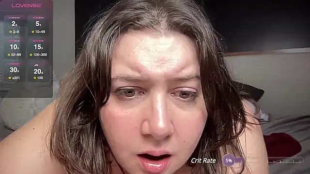 Snapshot of missvioletluxe chatting on 12-16-24, 08:26 missvioletluxe online show from 12-16-24, 08:26